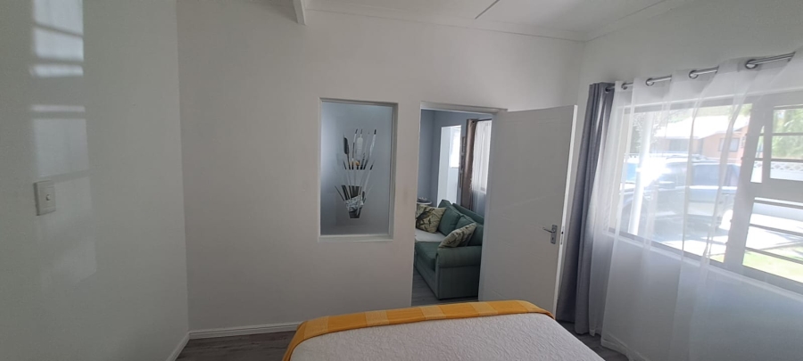 4 Bedroom Property for Sale in Kleinmond Western Cape